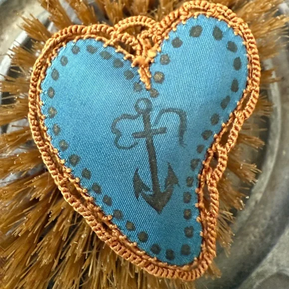 Vintage Handmade Nautical Heart Embroidered Art Pendant - Picture 8 of 10